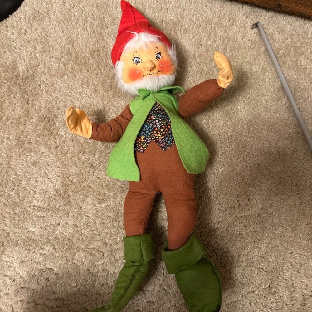 ANNALEE vintage 24in. gnome elf bendable